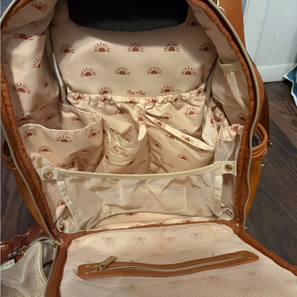 Itzy Ritzy Backpack with Packing Cubes - Picture 2 of 5